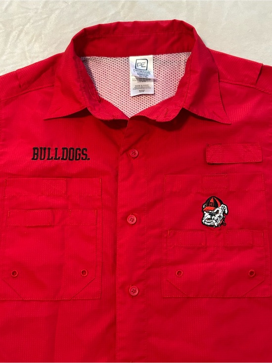 Pro Edge Other - ProEdge Georgia Bulldogs Fishing Shirt Mens Small S Red Short Sleeve NCAA Button
